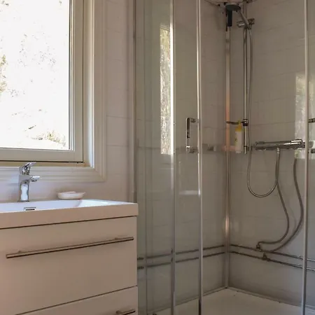 2 Bedroom Awesome In Iveland